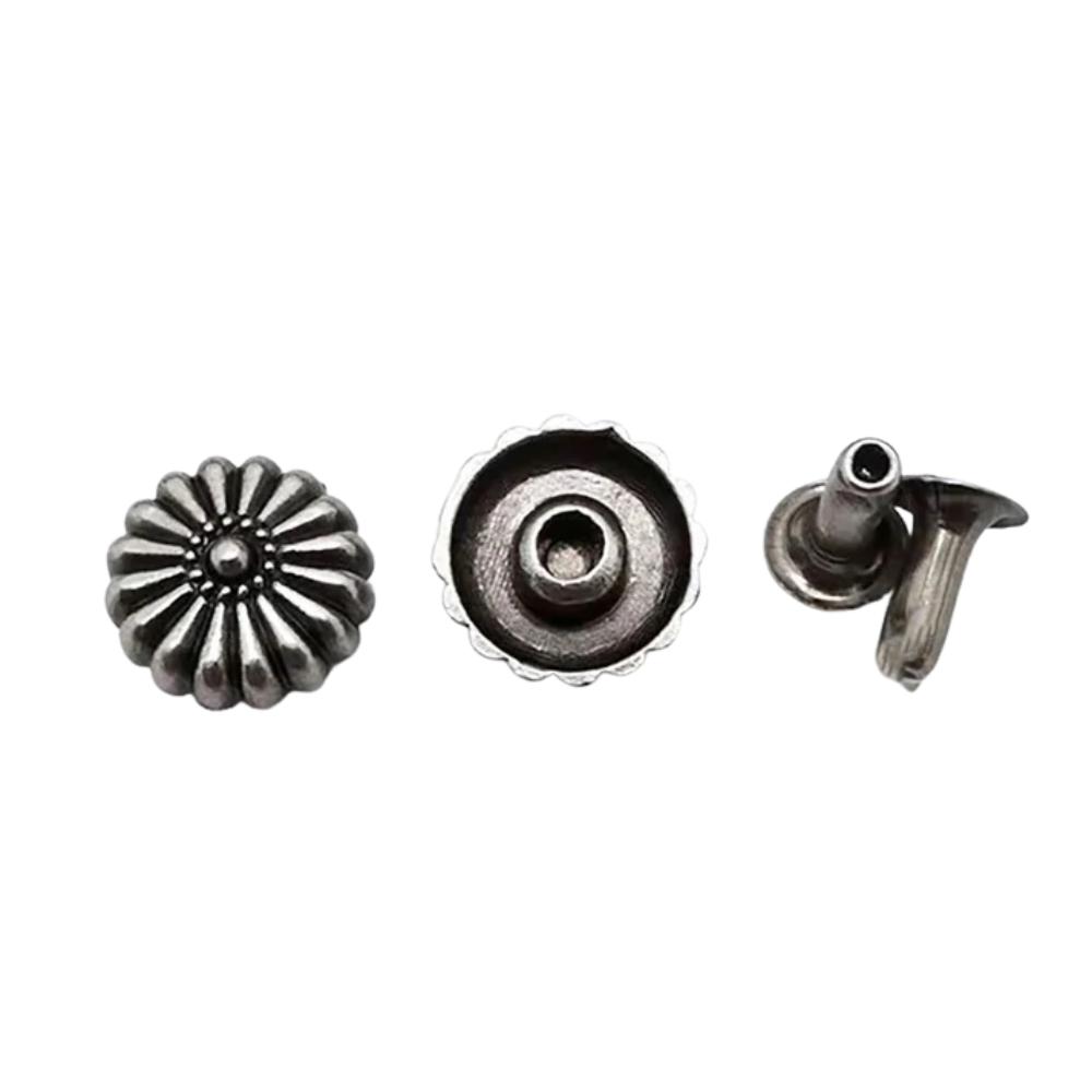 Concho i Antiksilver med Blommig Design