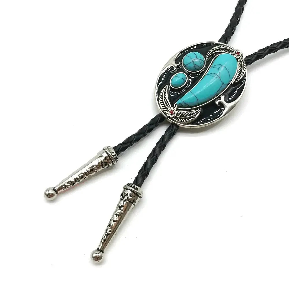 Bolo tie i svart läder med ovalt hänge och natursten