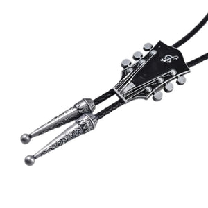 Bolo tie med gitarrhänge i emalj
