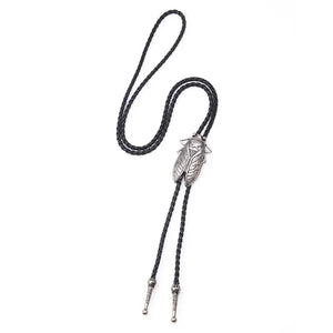 Bolo tie med metallcikada Antiksilver