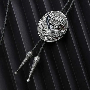 Bolo tie med örn och "American Pride"-emblem