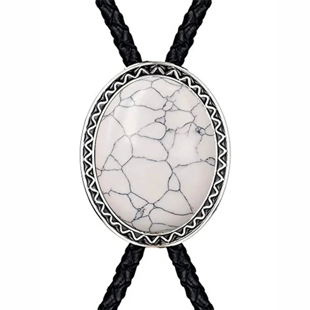 Bolo tie med vit marmormönstrad sten och flätat lädersnöre Vit