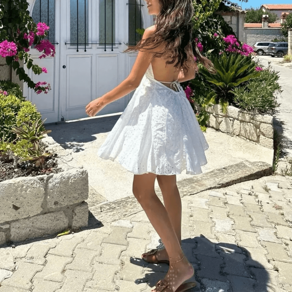 Broderad klänning vit