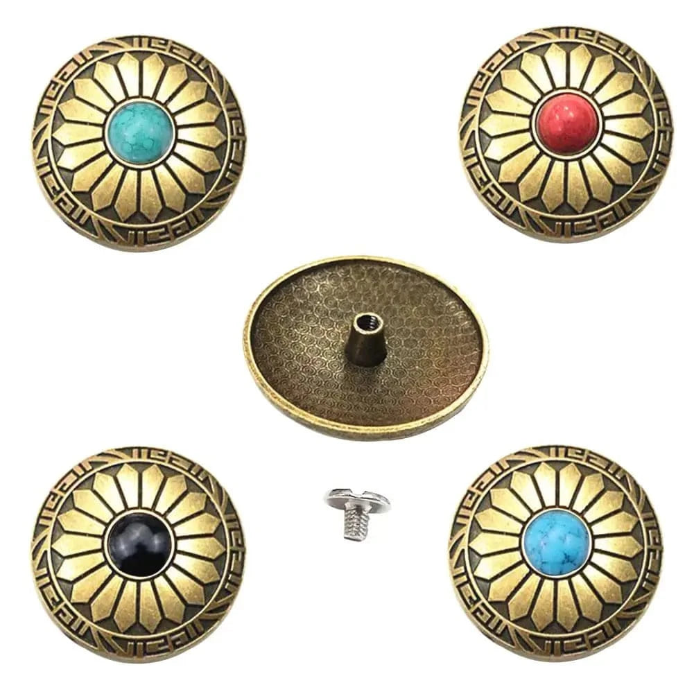 Concho i Mässing med Solblomdesign och Färgad Sten