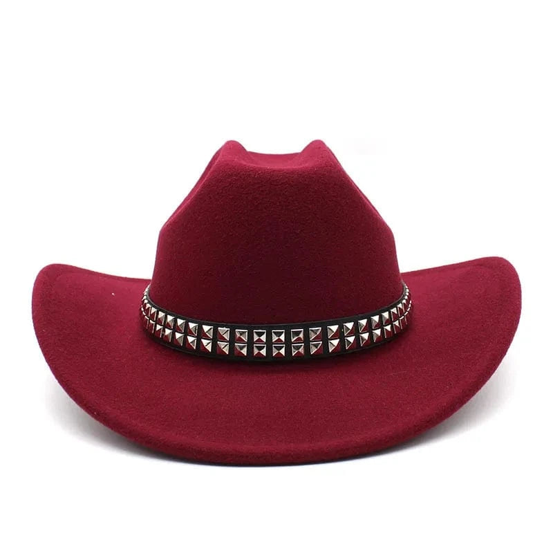 Cowboyhatt i filt med elegant nitbälte