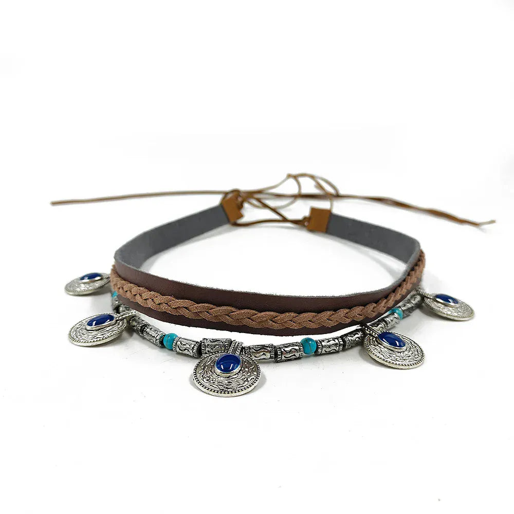 Cowboyhattband med flätad rem och blå stenanhäng