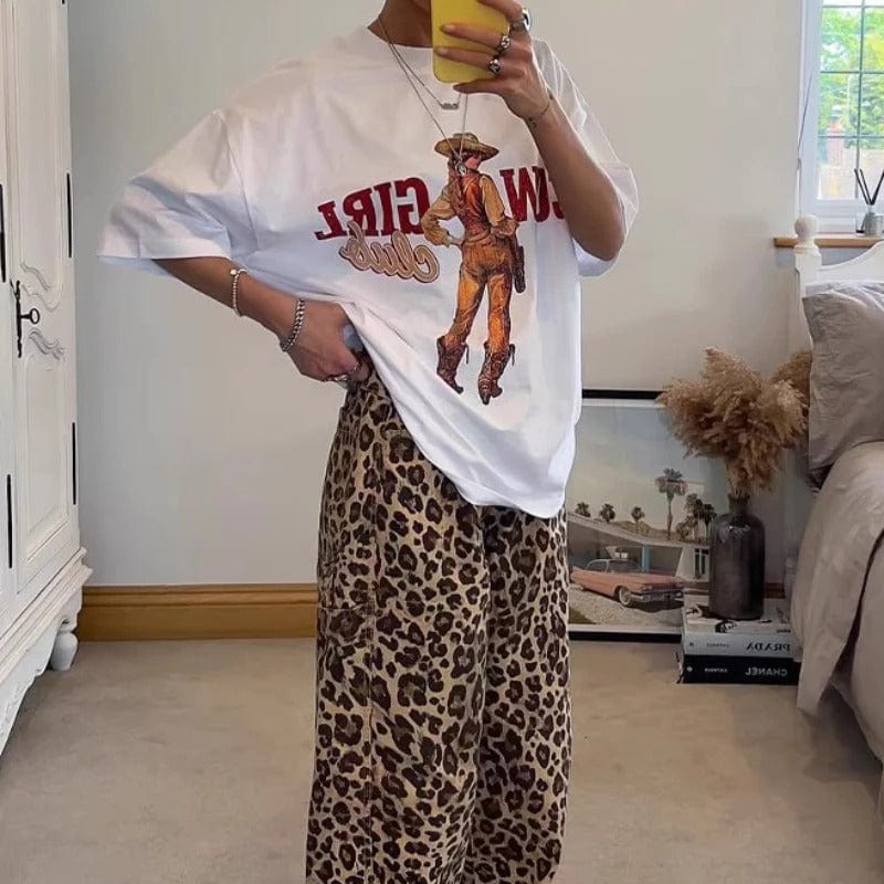 "Cowgirl Club" T-Shirt