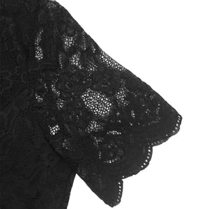 Figursydd svart body-blus i spets