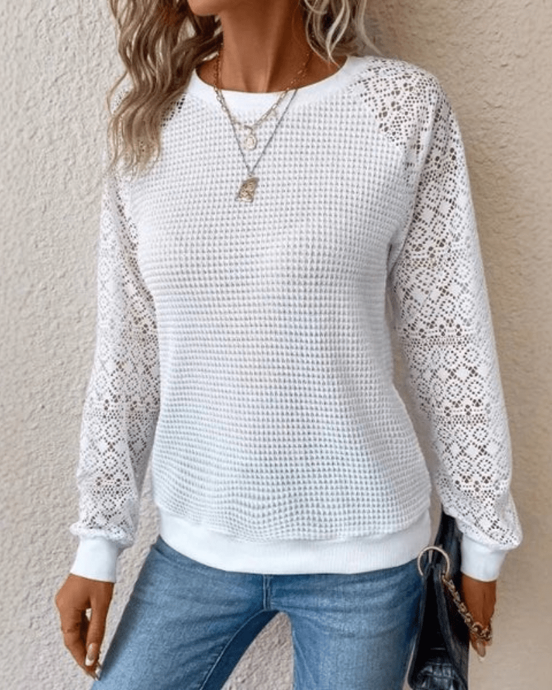 Långärmad tröja med spetsärmar