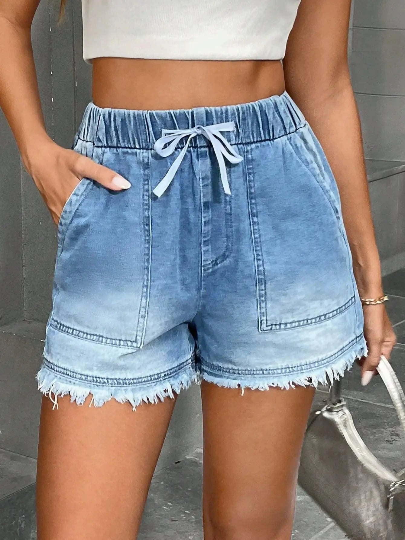 Mjuka jeans shorts med dragsko