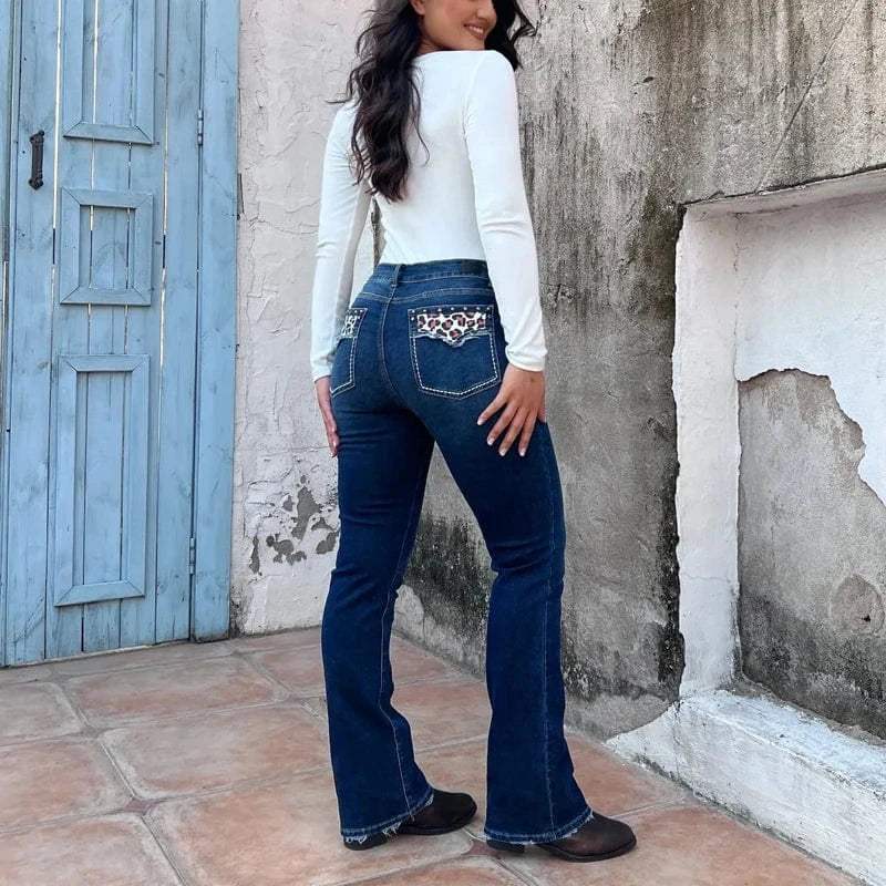 Mörkblå bootcut jeans med leopardmönster