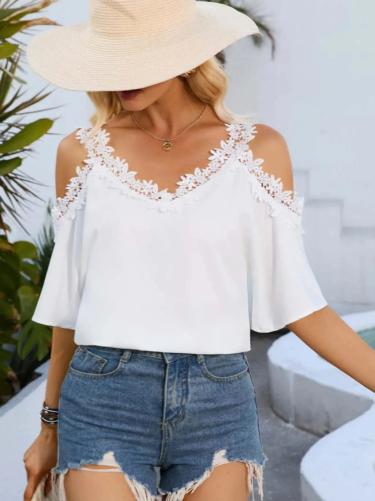 Off Shoulder Blus med Spets