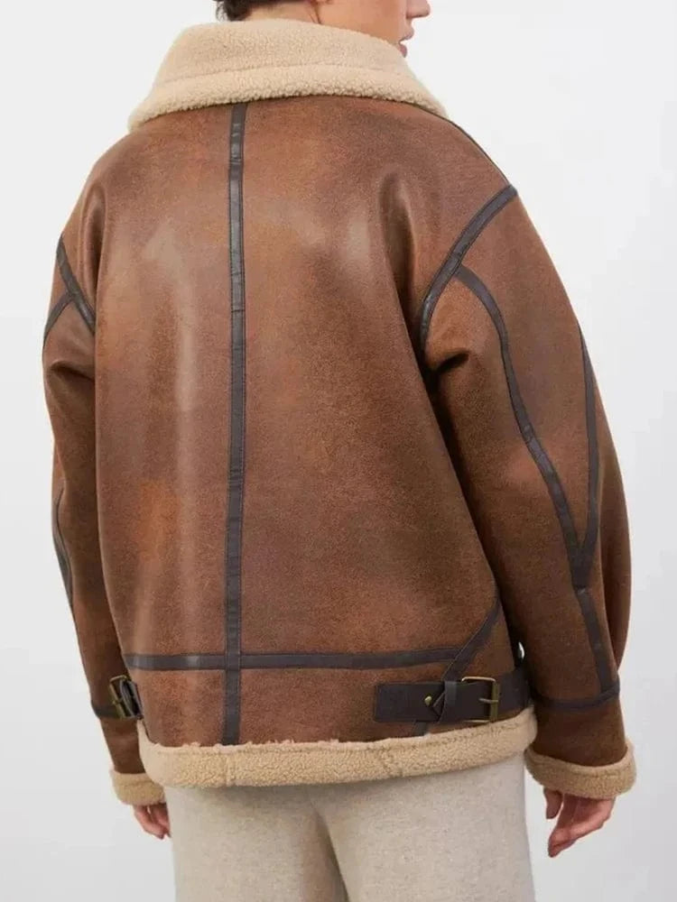 Oversize pilotjacka i mockaimitation med teddyfoder