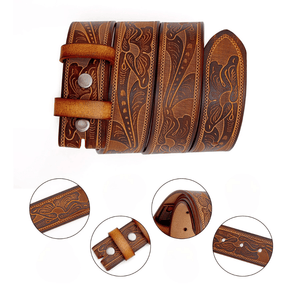 Präglat westernbälte i äkta läder med klassisk cowboykänsla