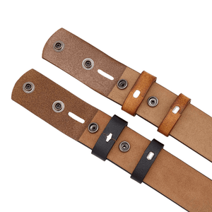 Präglat westernbälte i äkta läder med klassisk cowboykänsla