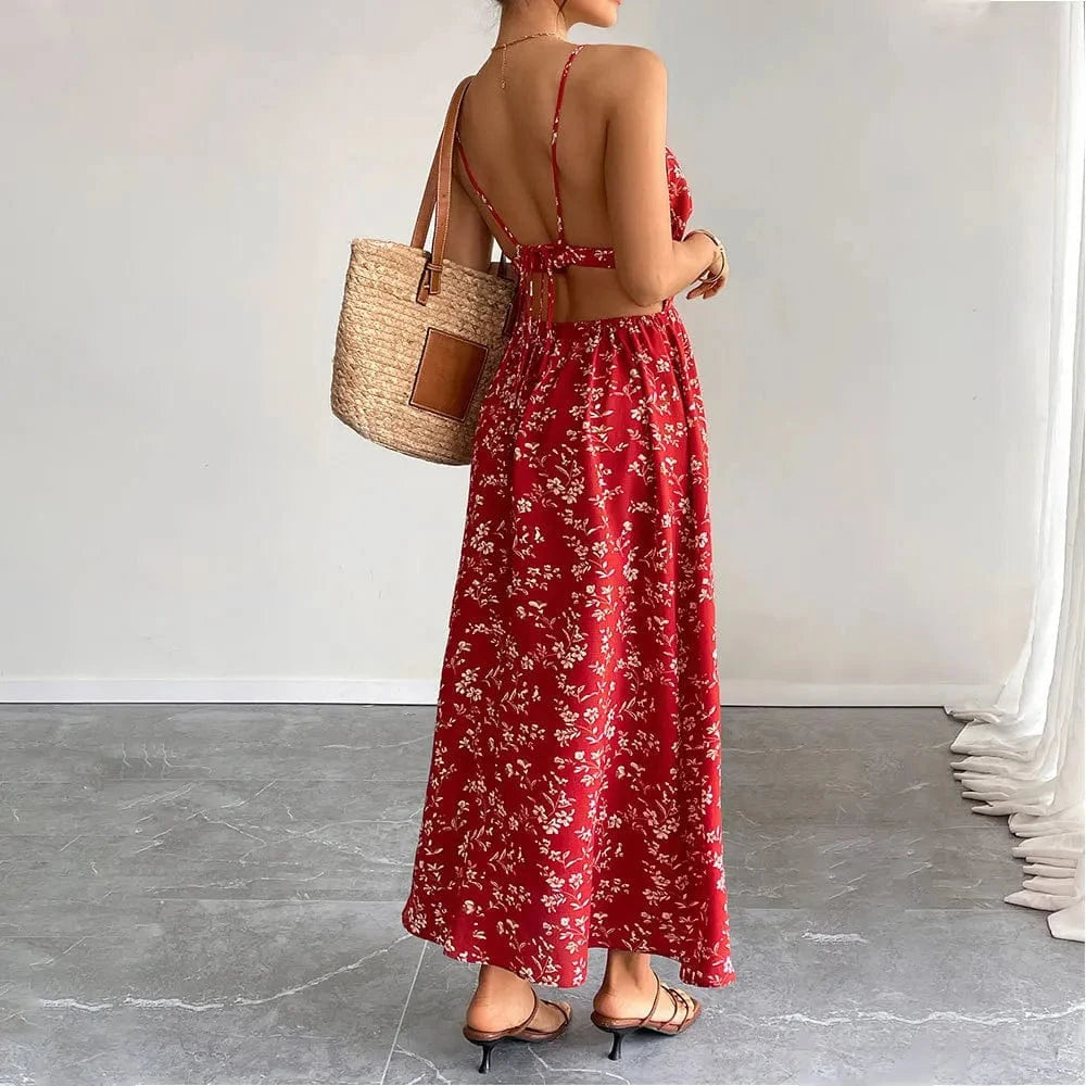 Röd blommig klänning