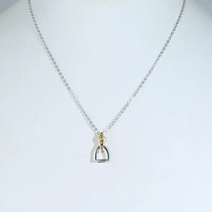 Stigbygel Halsband i silver Silver och guld / 41 cm med 5cm