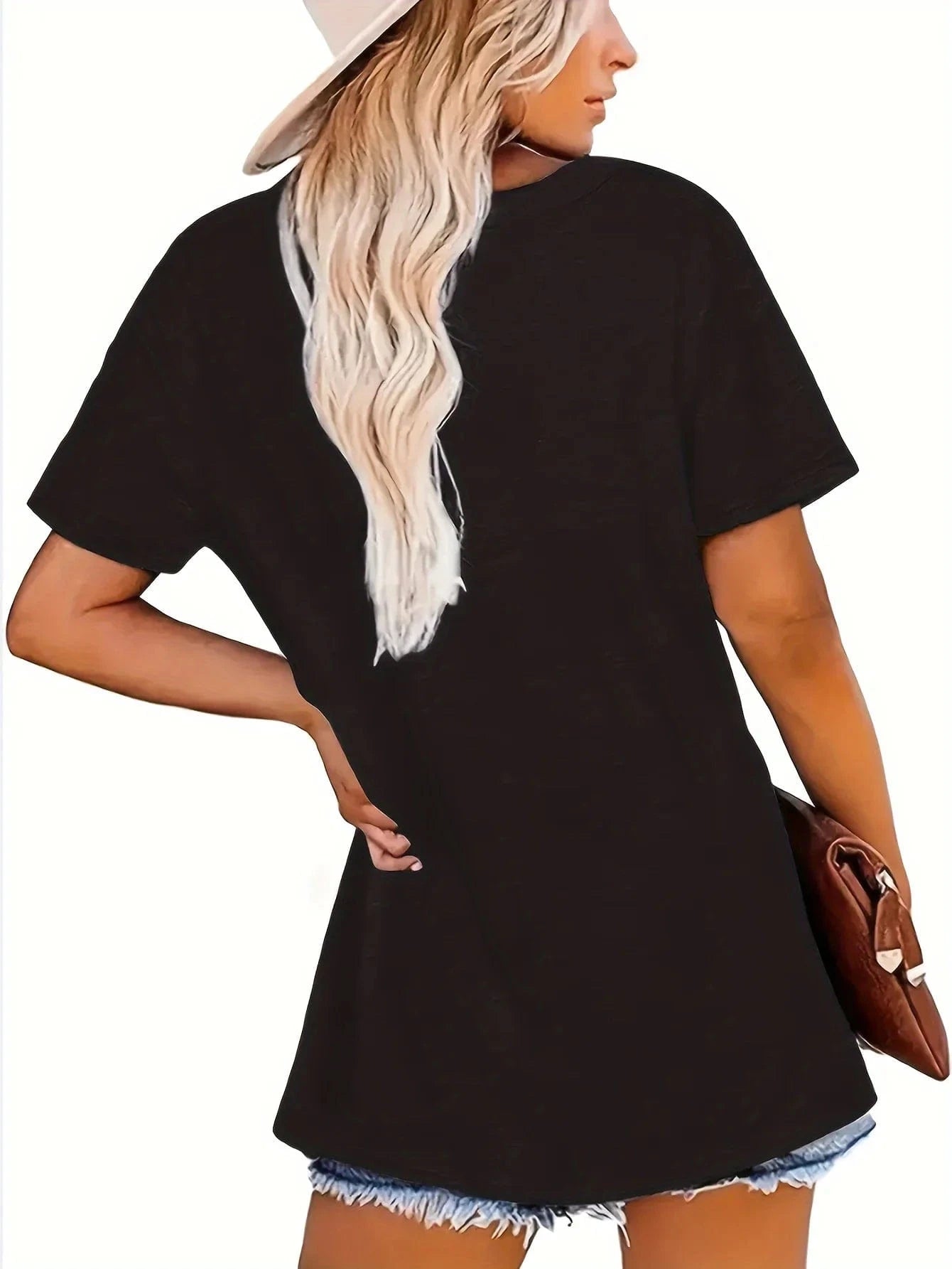 Svart tshirt med buffelkranium fjädrar