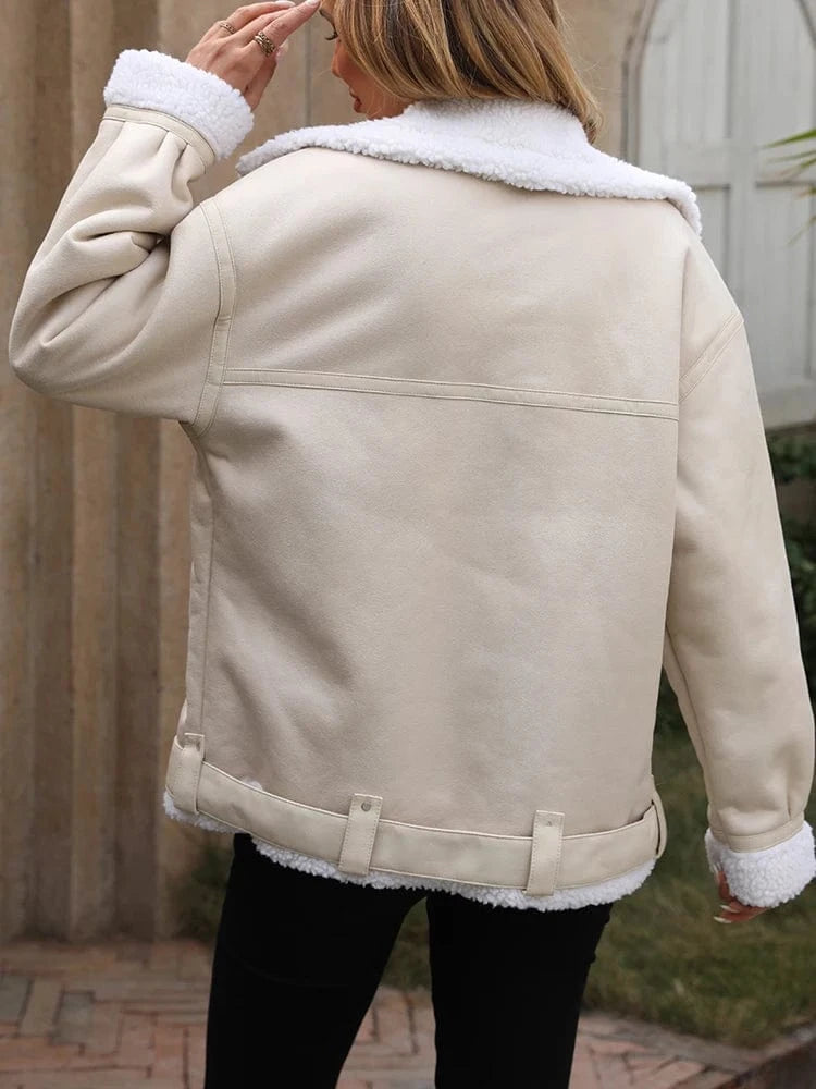 Varm beige shearlingjacka i skinnimitation