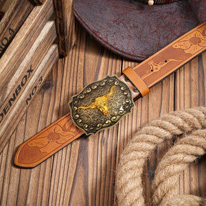 Westernbälte i präglat läder med tjurhuvudspänne