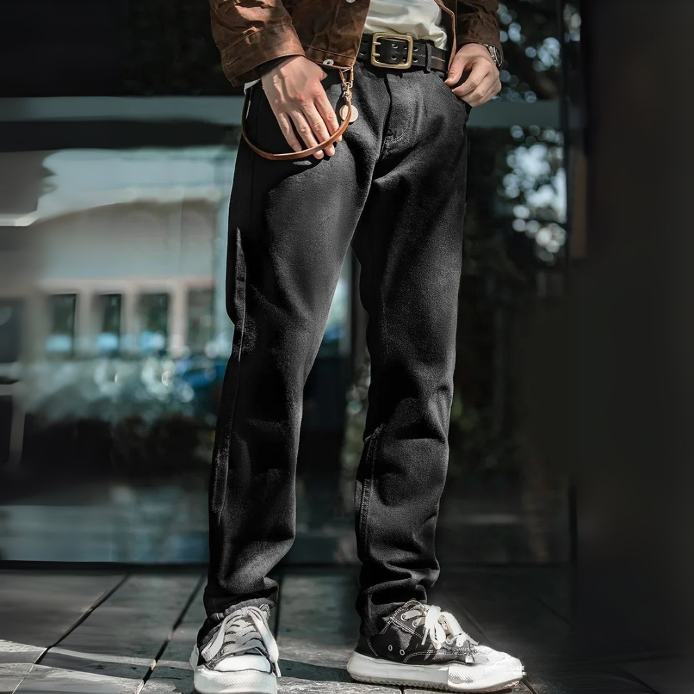 Svarta jeans straight