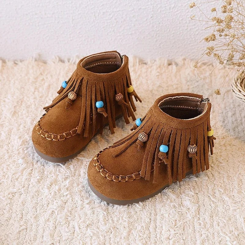 Mockasiner med fransar och pärldetaljer för små cowgirls