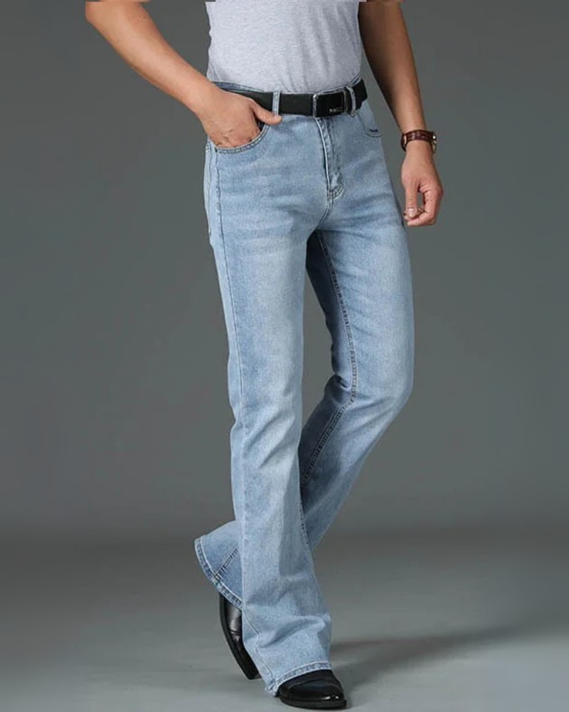 Ljusblå jeans herr