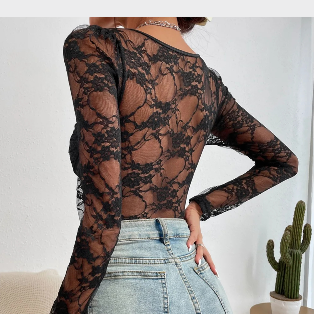 Svart body blus i skir spets