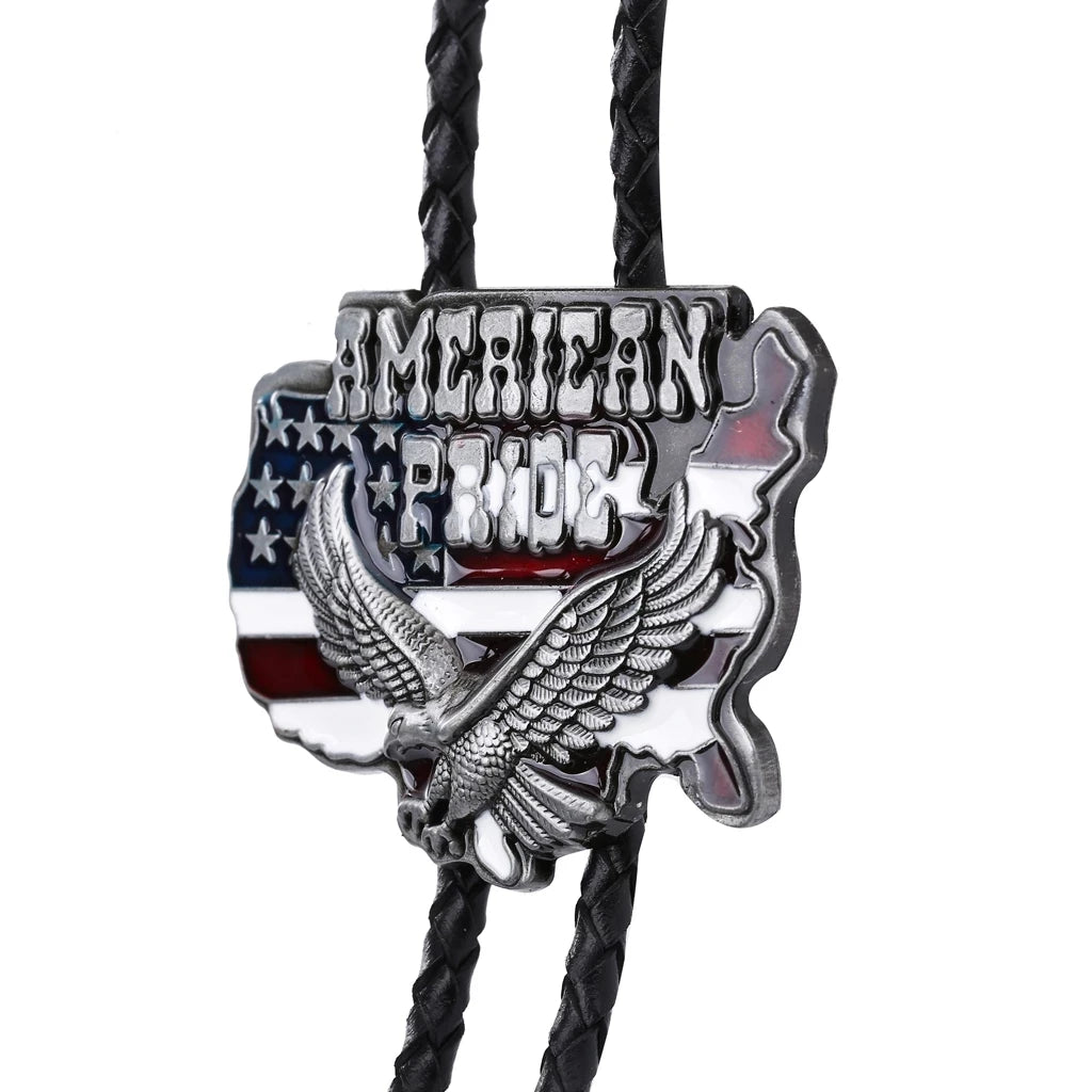 Bolo tie med örn- och flaggmotiv i metall