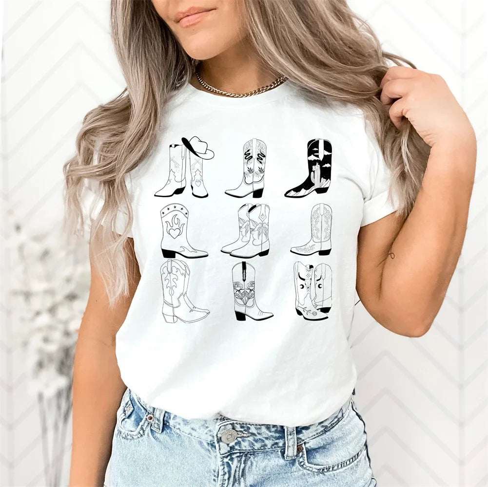Tshirt med cowgirlboots och hatt