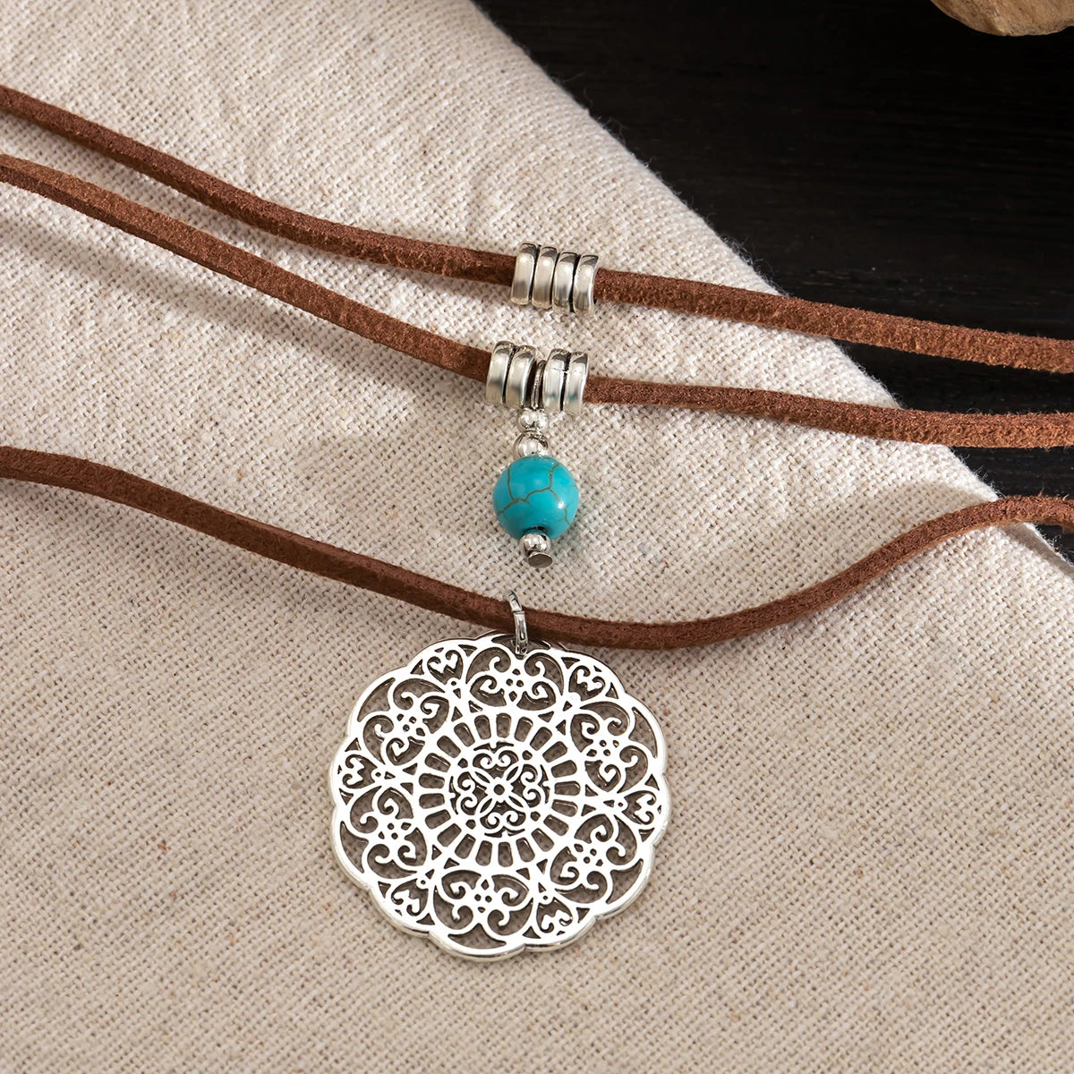 Bohemian halsband