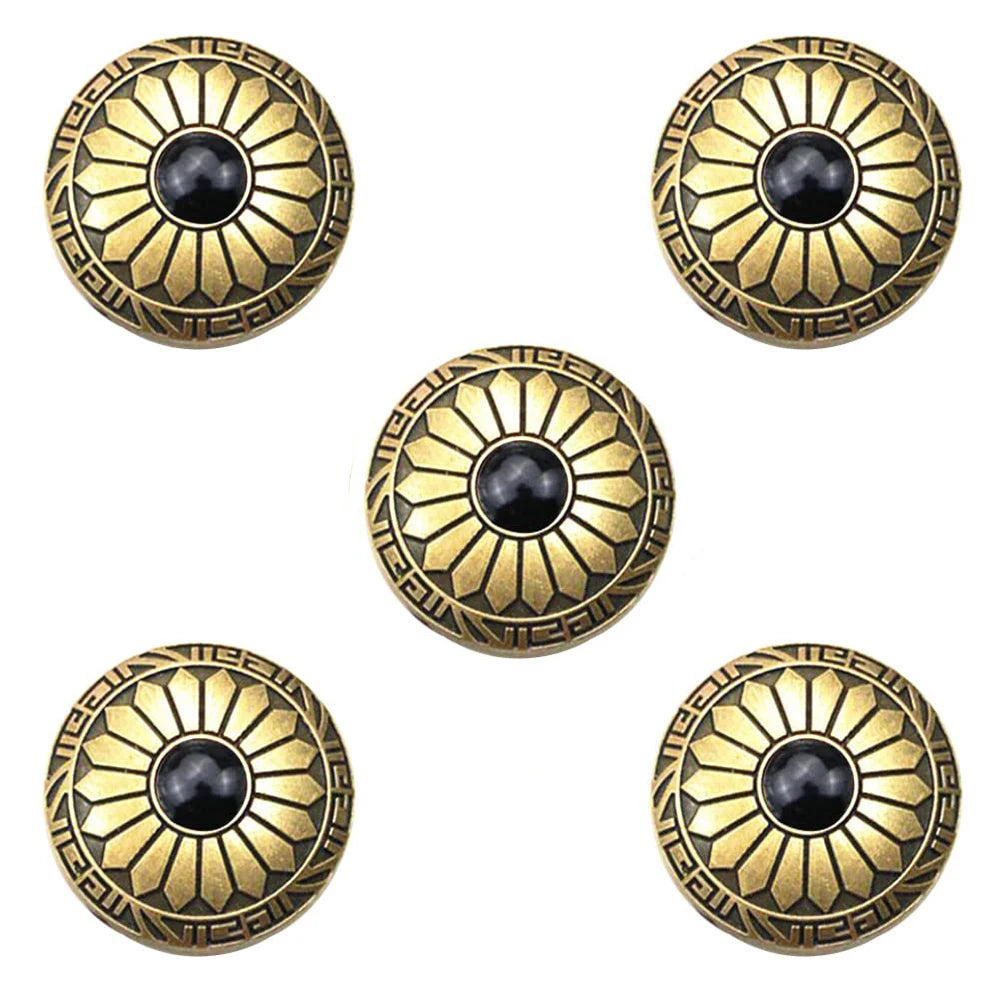 Concho i Mässing med Solblomdesign och Färgad Sten