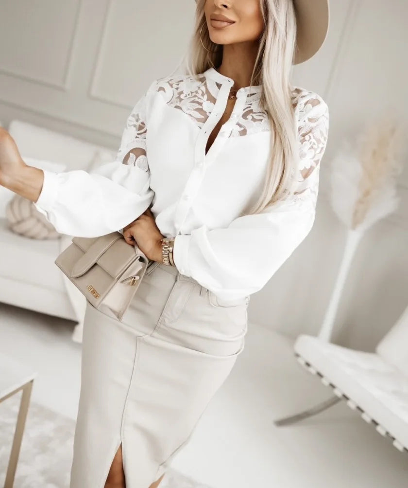 Modern blus med kinakrage och genomskinliga ärmar