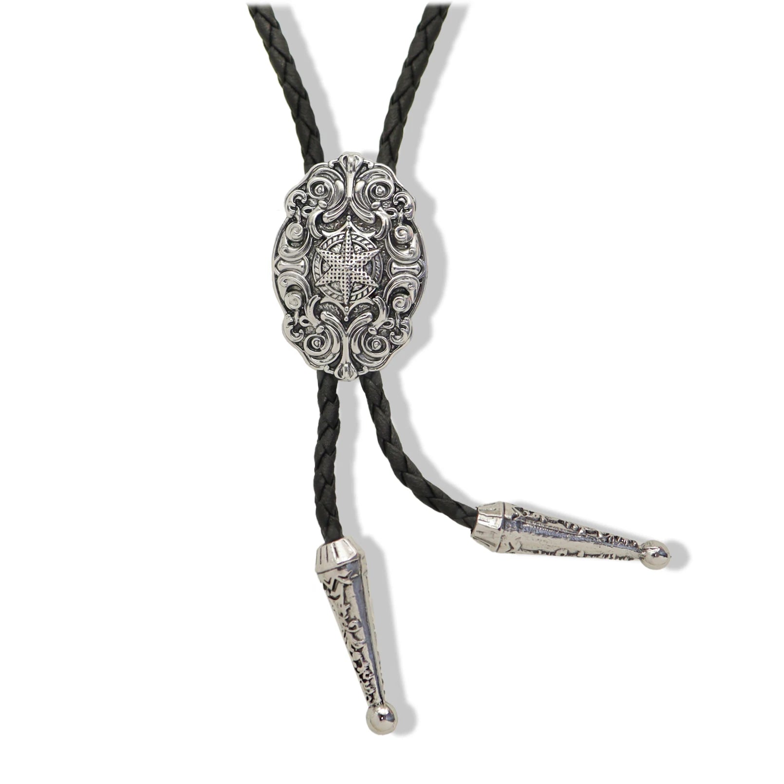 Bolo tie i läder med ovalt graverat hänge i antiksilver