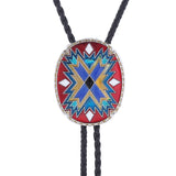 Bolo tie i justerbart läder med färgstarkt totemmönster