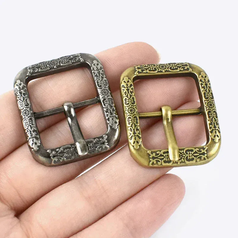 Bältesspänne vintage metall graverad fyrkant