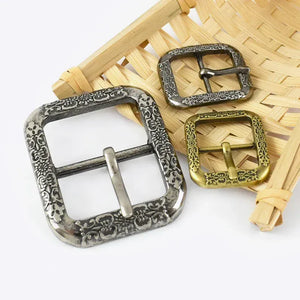 Bältesspänne vintage metall graverad fyrkant