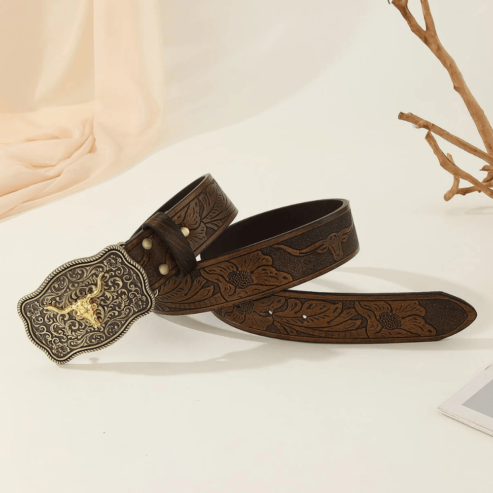 Blommönstrat westernbälte tjurhuvudspänne