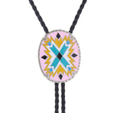 Bolo tie i justerbart läder med färgstarkt totemmönster
