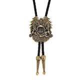 Bolo tie i läder med örnmotiv och metallkrona