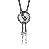 Bolo tie i rund form med stjärnmotiv