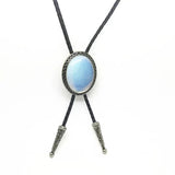 Bolo tie med glasdetalj och ovalt vintagehänge