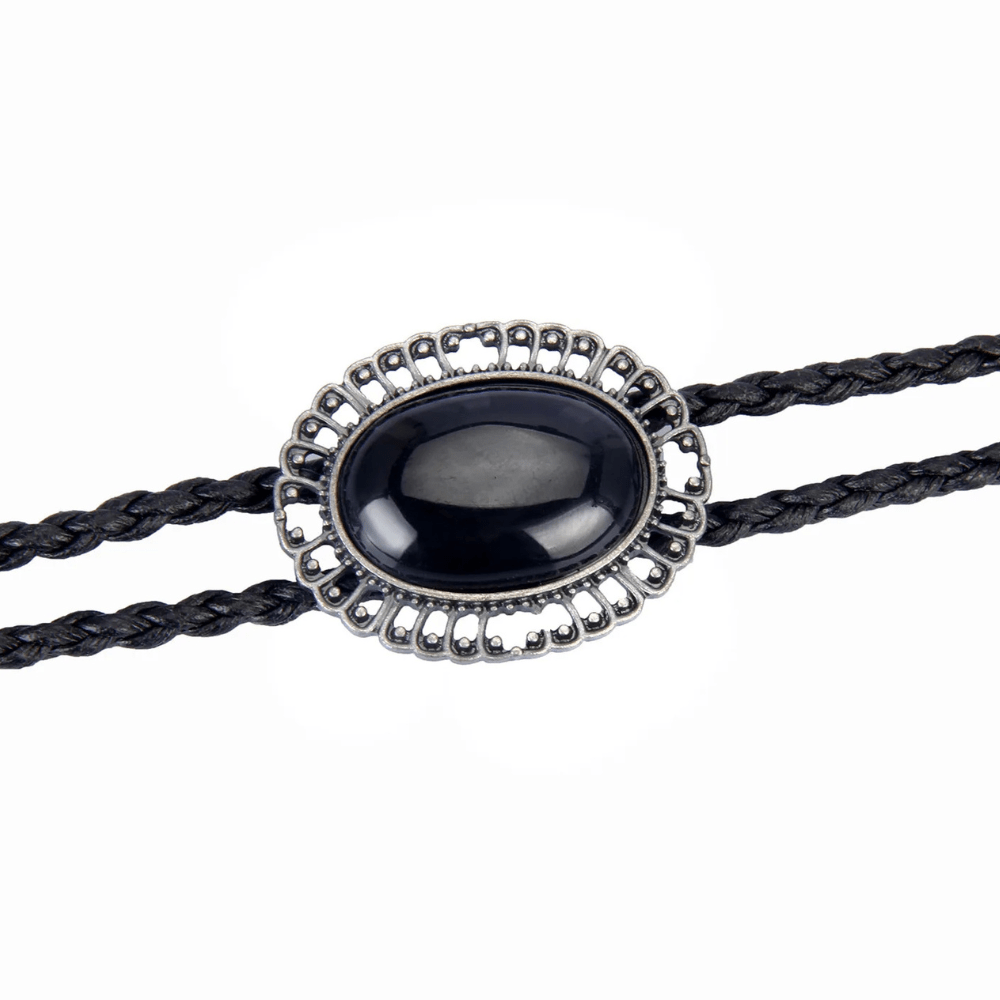 Bolo tie med svart oval sten och silverdetaljer