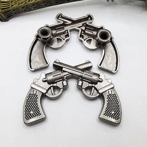 Concho antik metall med korsade revolvrar Antik silver