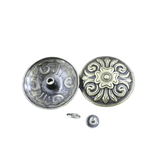 Concho med antikt blomrelief