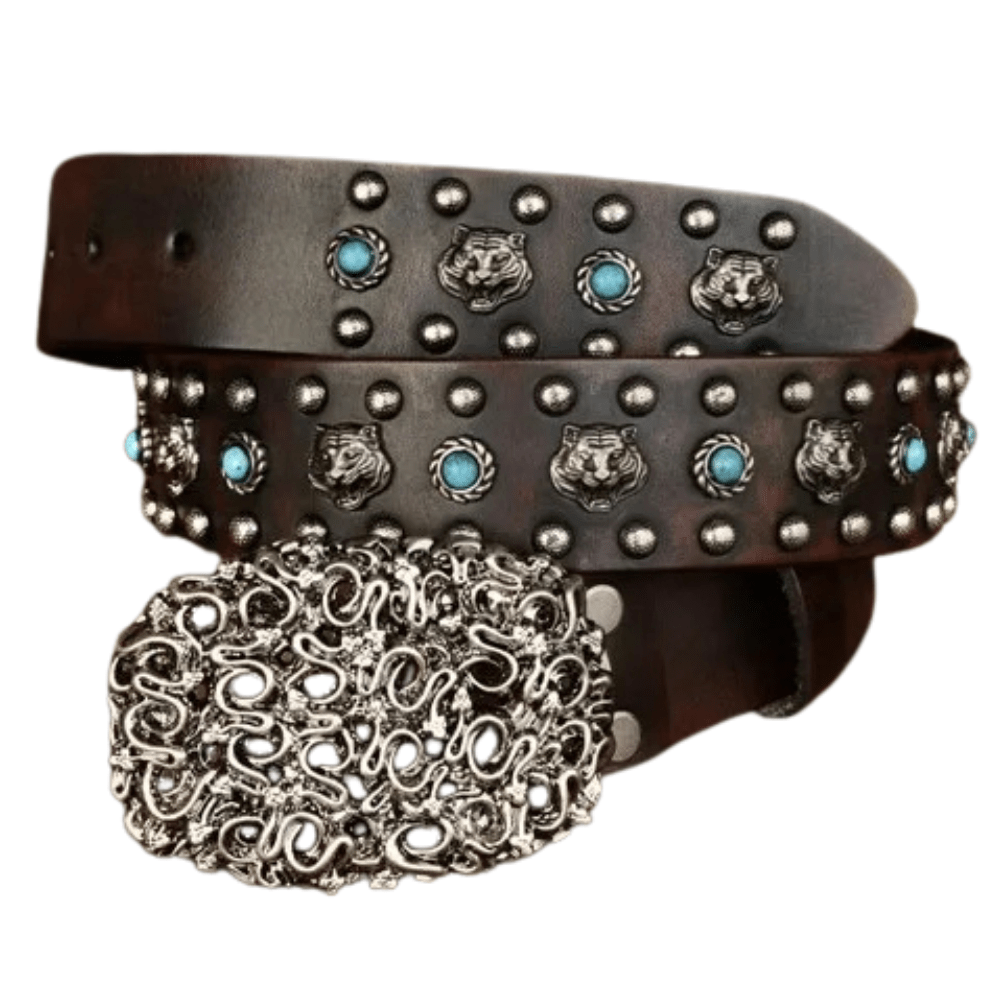 Cowboybälte i Tjockt Läder med Metallnitar och Ornament