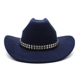 Cowboyhatt i filt med elegant nitbälte