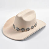 Cowboyhatt i mjuk filtlook med silverdekorerad hattrem