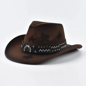 Cowboyhatt med stjärnmönster och dekorerat bälte