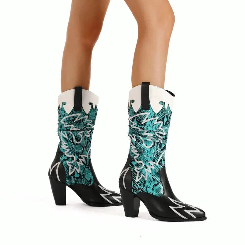 Tvåfärgade Cowgirl Boots med Färgglatt Ormskinnsmönster